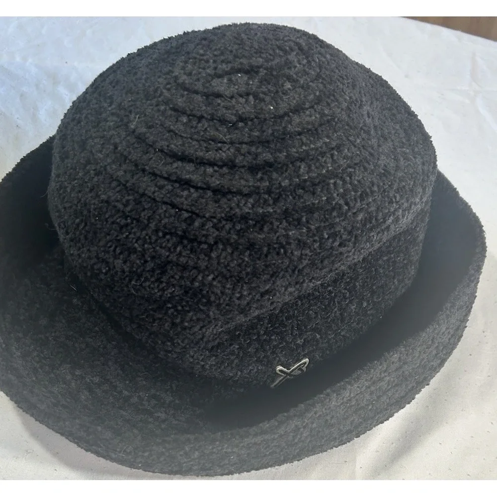 Betmar New York Black Chenille Boucle Bucket Hat Women Style 627